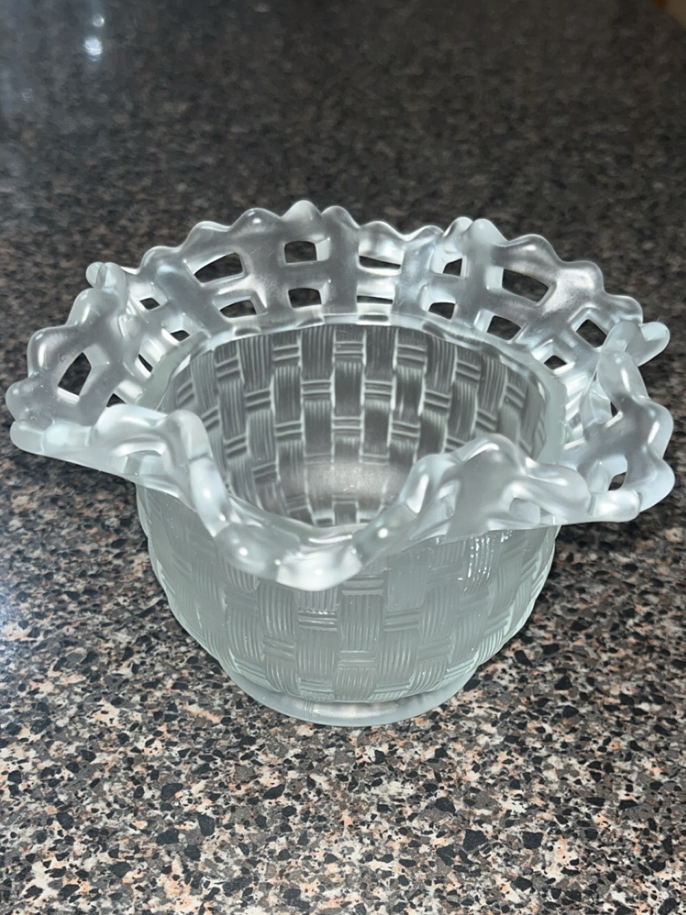 Frosted Fenton Glass Basket Weave Bowl with Ruffled Rim - Frosted White